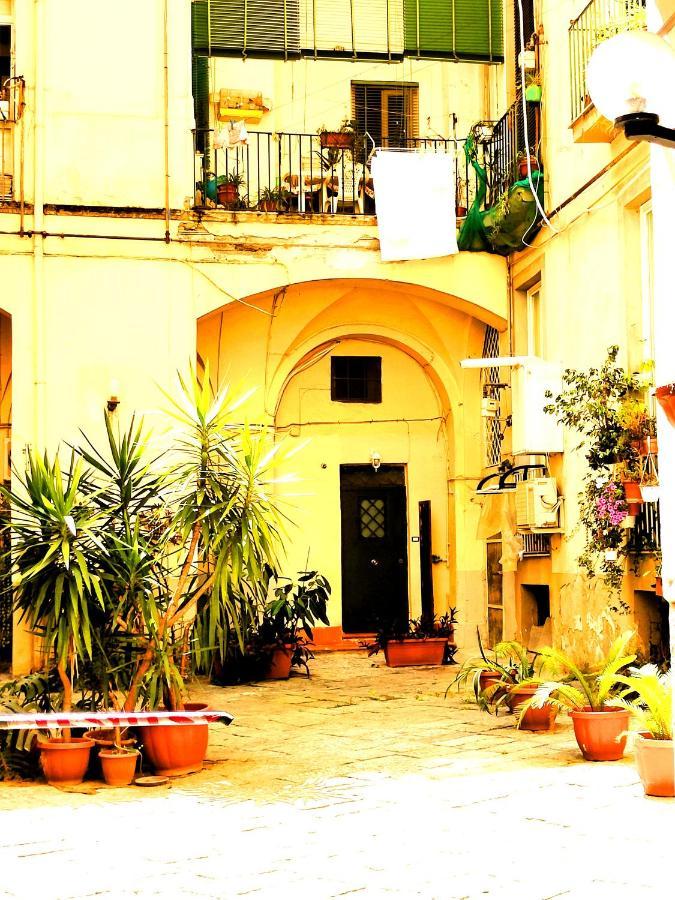 Apartament Casa Dell'Antico Teatro Di Neapolis Nel Centro Storico Di Napoli Zewnętrze zdjęcie
